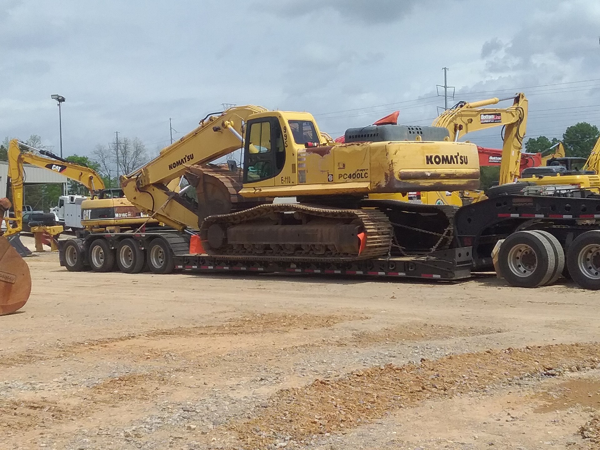 Komatsu PC400LC-6LM Excavators