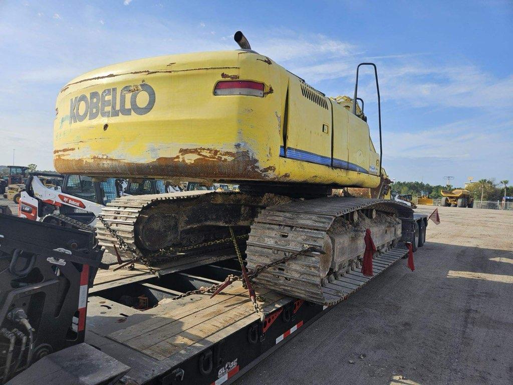 Kobelco SK350 hydraulic excavator 